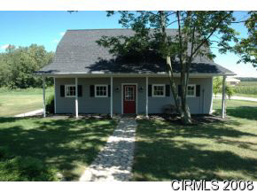 7166 South America Road Wabash, IN 46992 - Photo 2 of 11