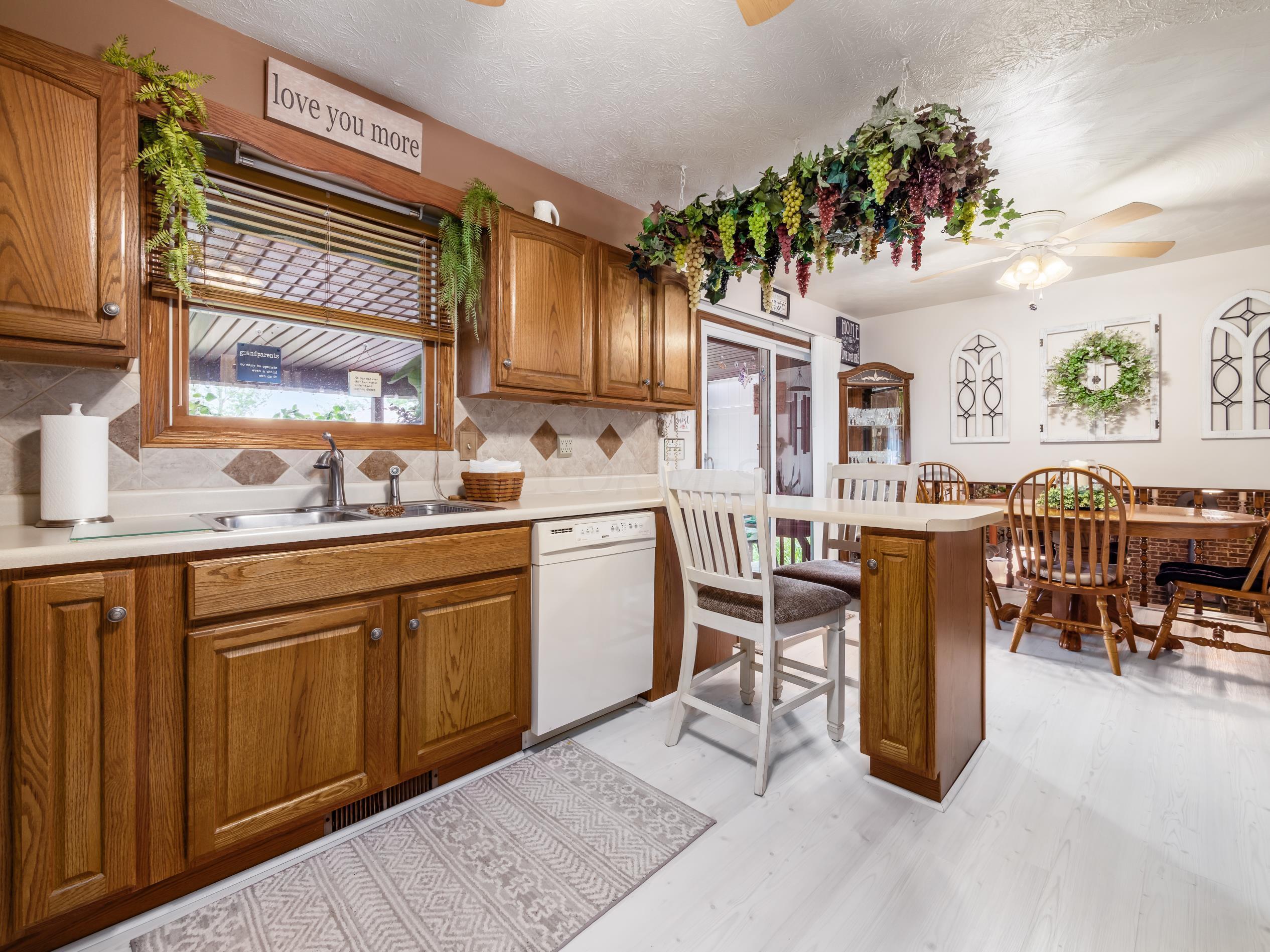 640 Rix Mills Road New Concord, OH 43762 - Photo 7 of 34 640 Rix Mills- eat-in kitchen 7