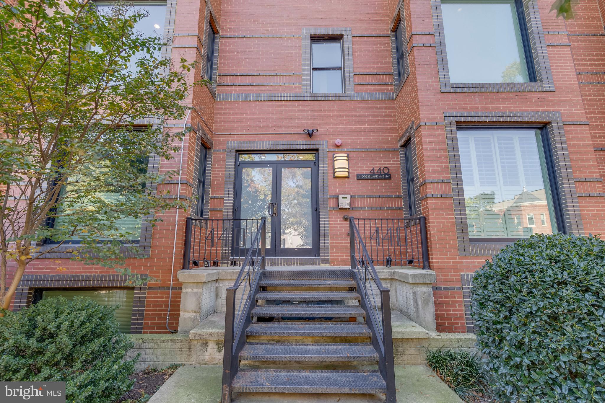 440 Rhode Island Avenue Northwest, Unit 201 Washington, DC 20001 - Photo 4 of 42