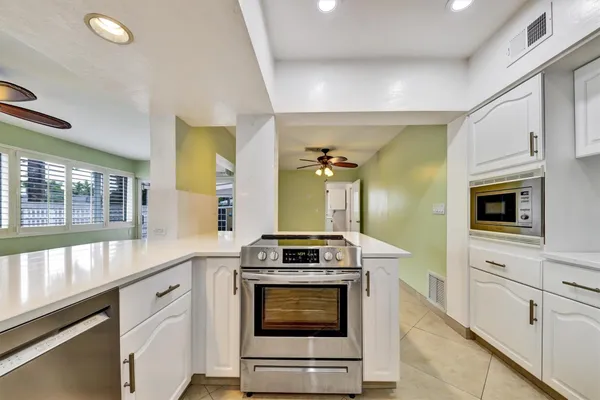 $1,195,000 | 2780 Southeast 5th Court, Pompano Beach, FL 33062