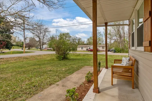 $285,000 | 118 A G Myatt Drive, Dickson, TN 37055