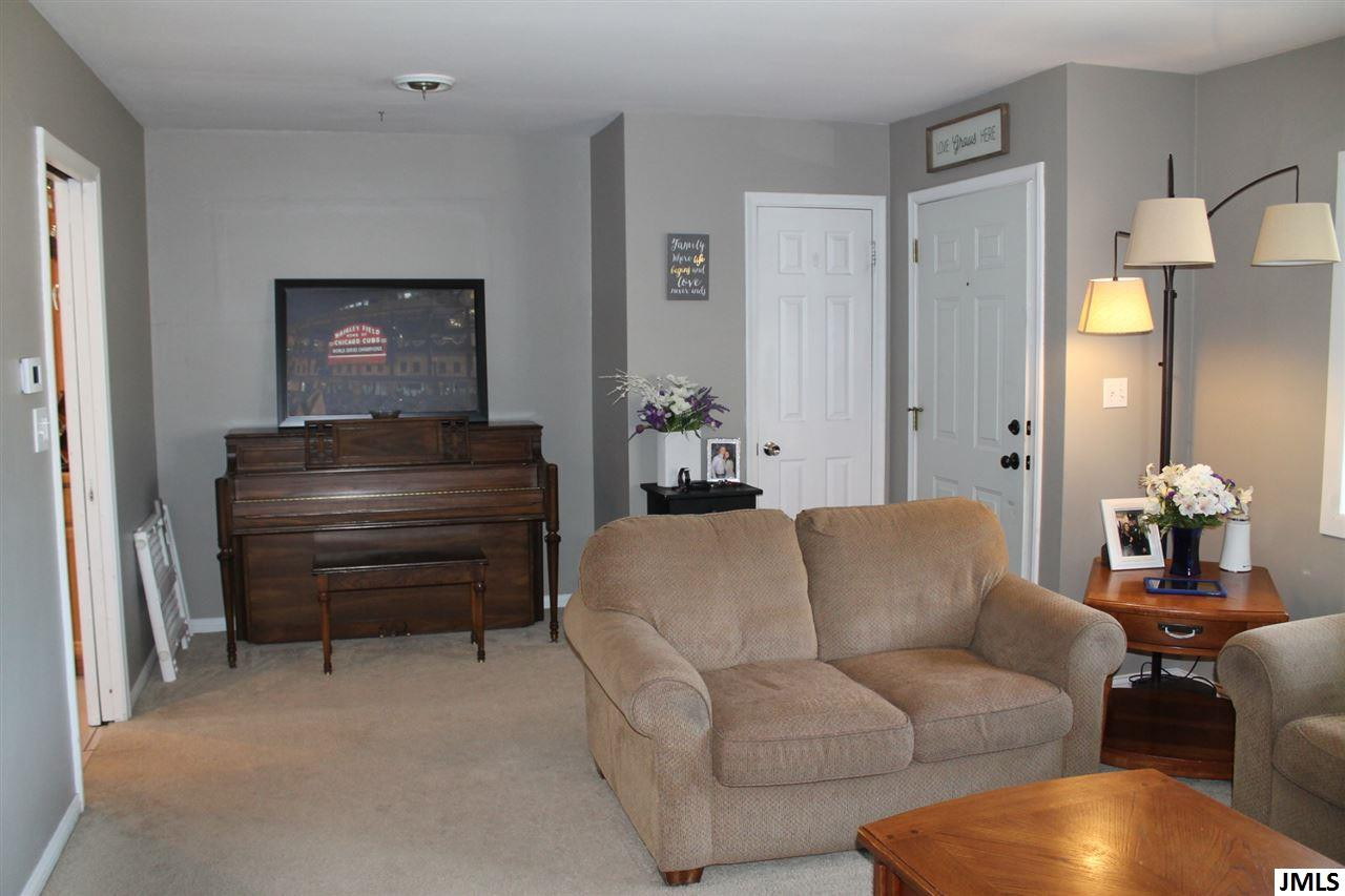 1513 Devonshire Road Jackson, MI 49203 - Photo 4 of 18 Photo 4