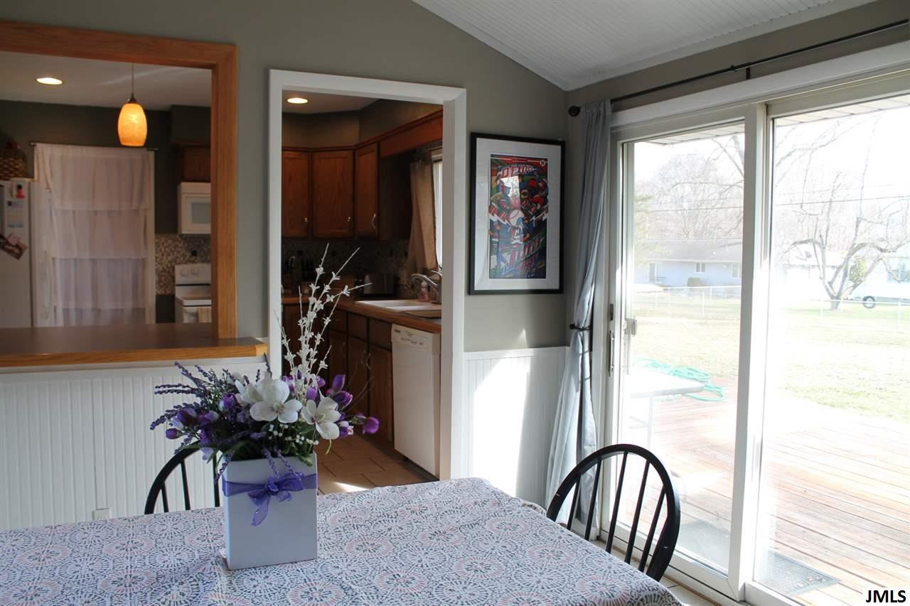 1513 Devonshire Road Jackson, MI 49203 - Photo 8 of 18 Photo 8