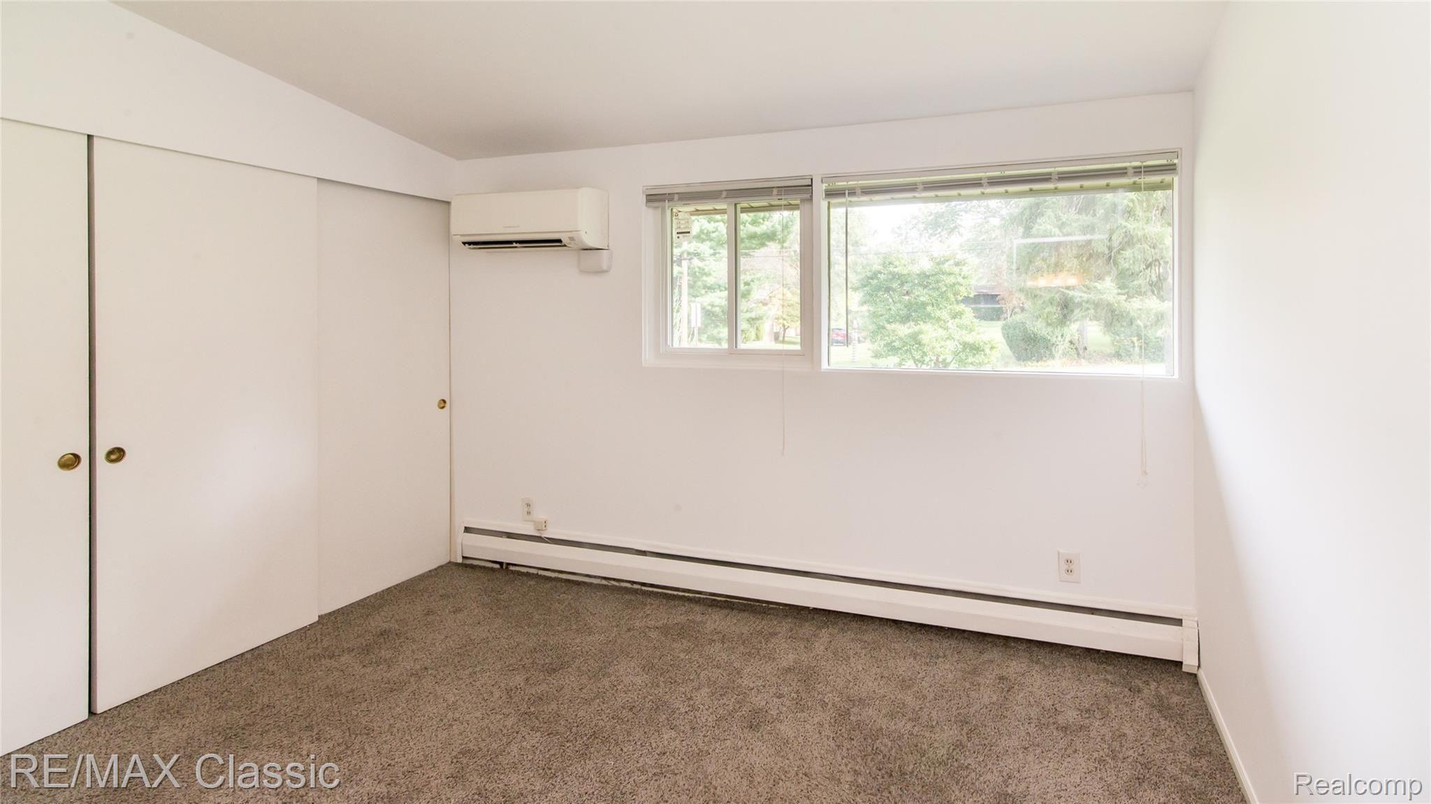 29726 Highmeadow Road Farmington, MI 48334 - Photo 48 of 52 044_19.jpg