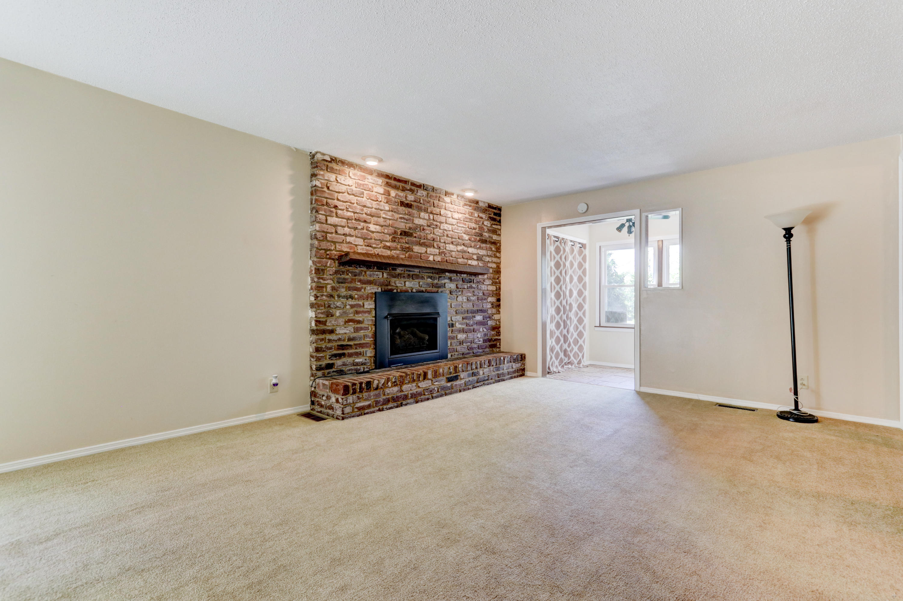 464 Robertsville Road Oak Ridge, TN 37830 - Photo 4 of 27 Positive Perceptions-4