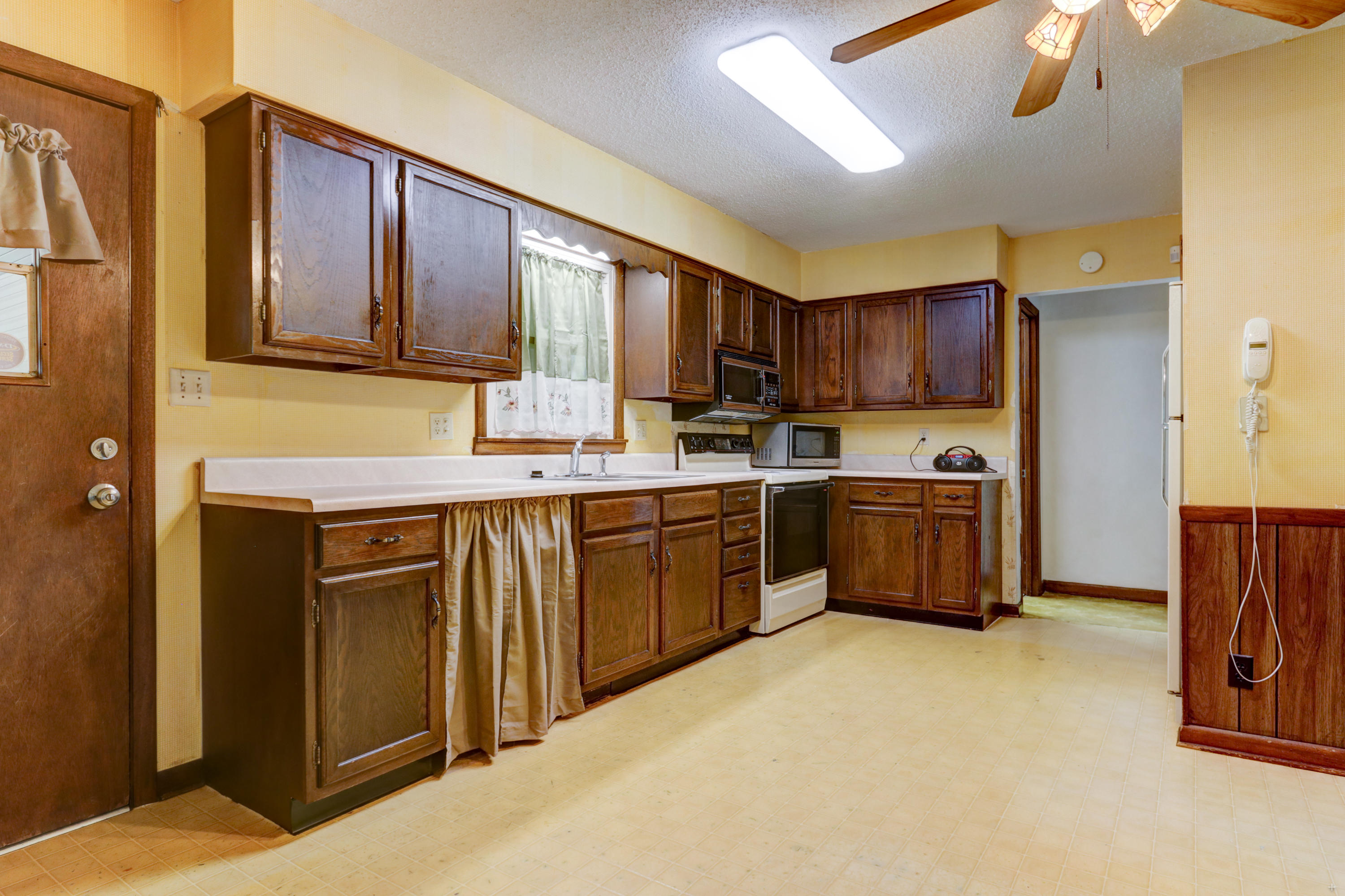 464 Robertsville Road Oak Ridge, TN 37830 - Photo 8 of 27 Positive Perceptions-6