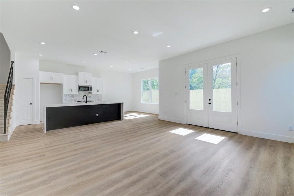 5310 Denmark Street Houston, TX 77028 - Photo 2 of 18