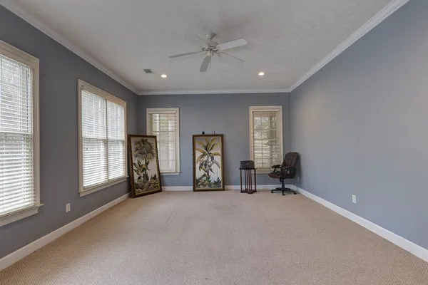 a view of entryway and hall