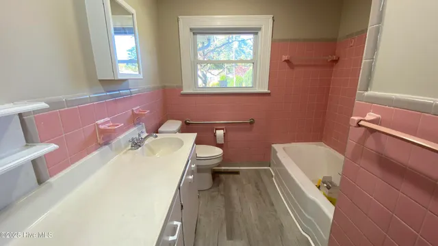 $2,175 | 1103 West Ragsdale Road, Greenville, NC 27858