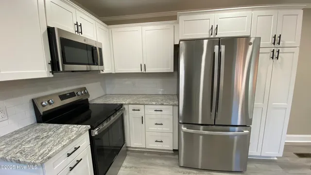 $2,175 | 1103 West Ragsdale Road, Greenville, NC 27858