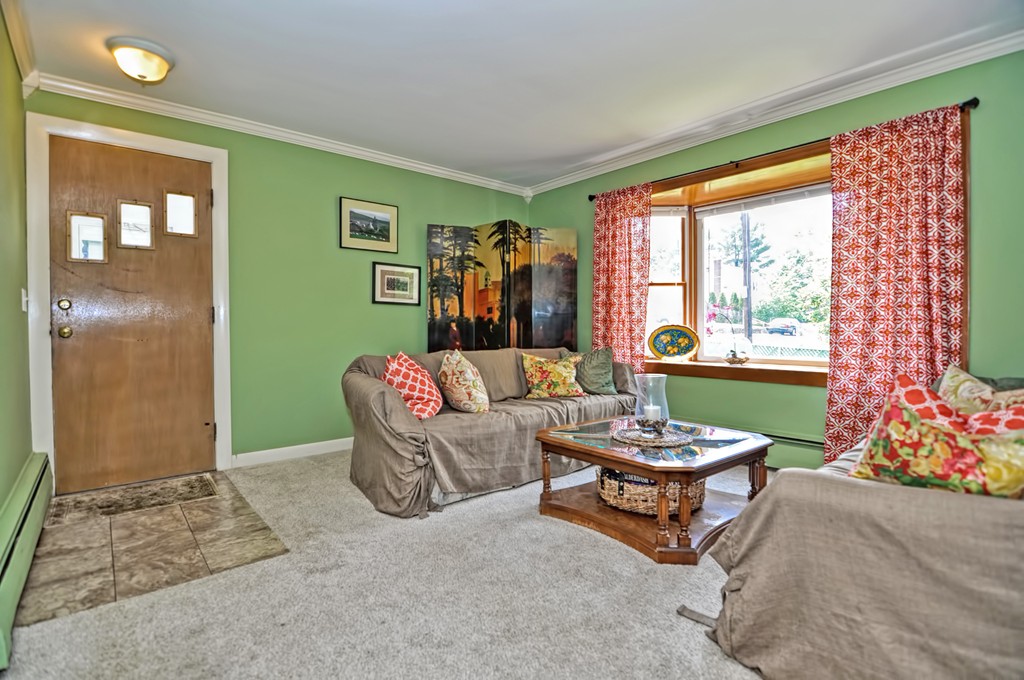 34 Berkeley Road Dedham, MA 02026 - Photo 9 of 24 Gallery Image 9