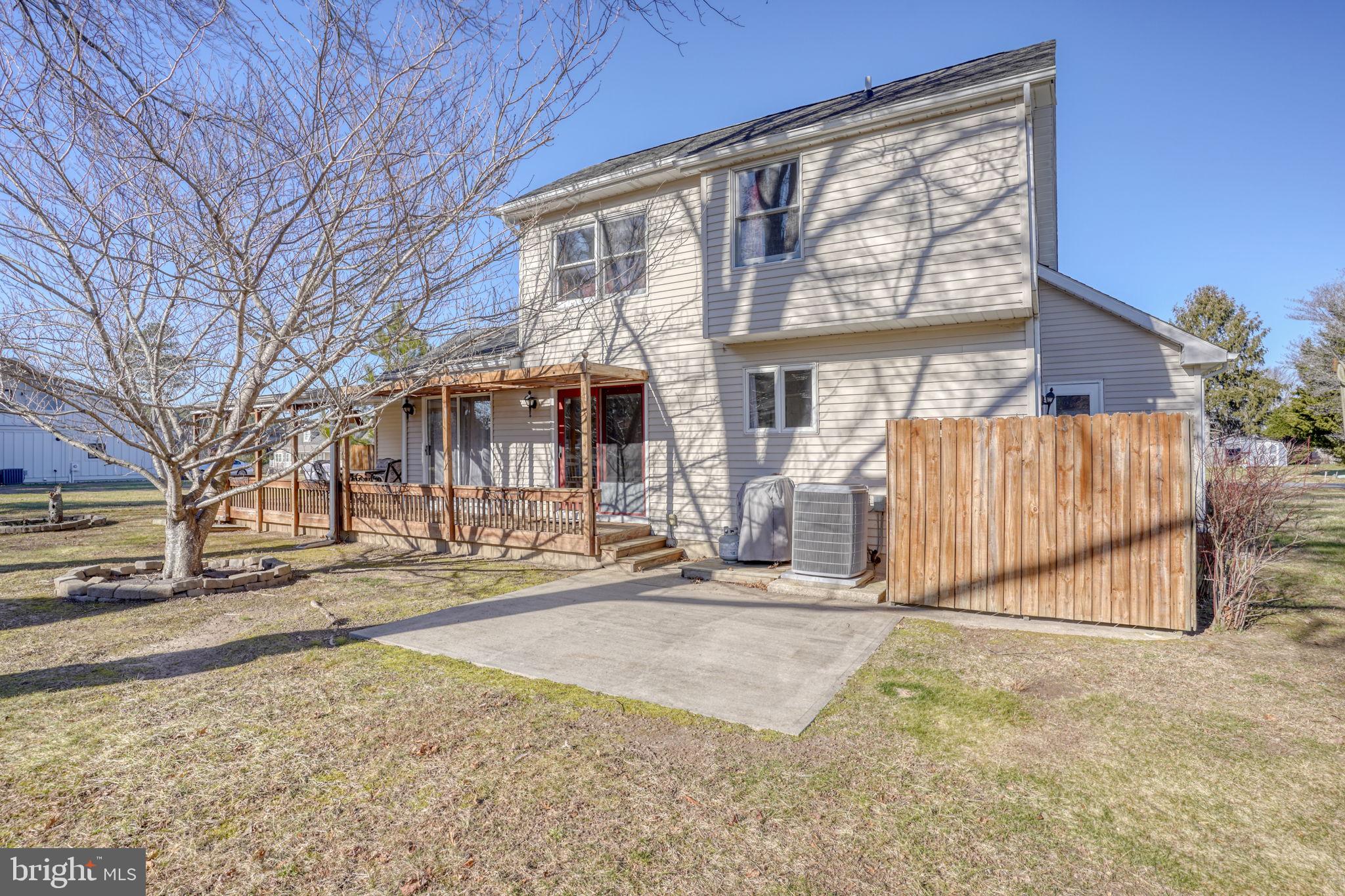 34772 Frontier Road Lewes, DE 19958 - Photo 38 of 66 a view of a entrance gate of a house