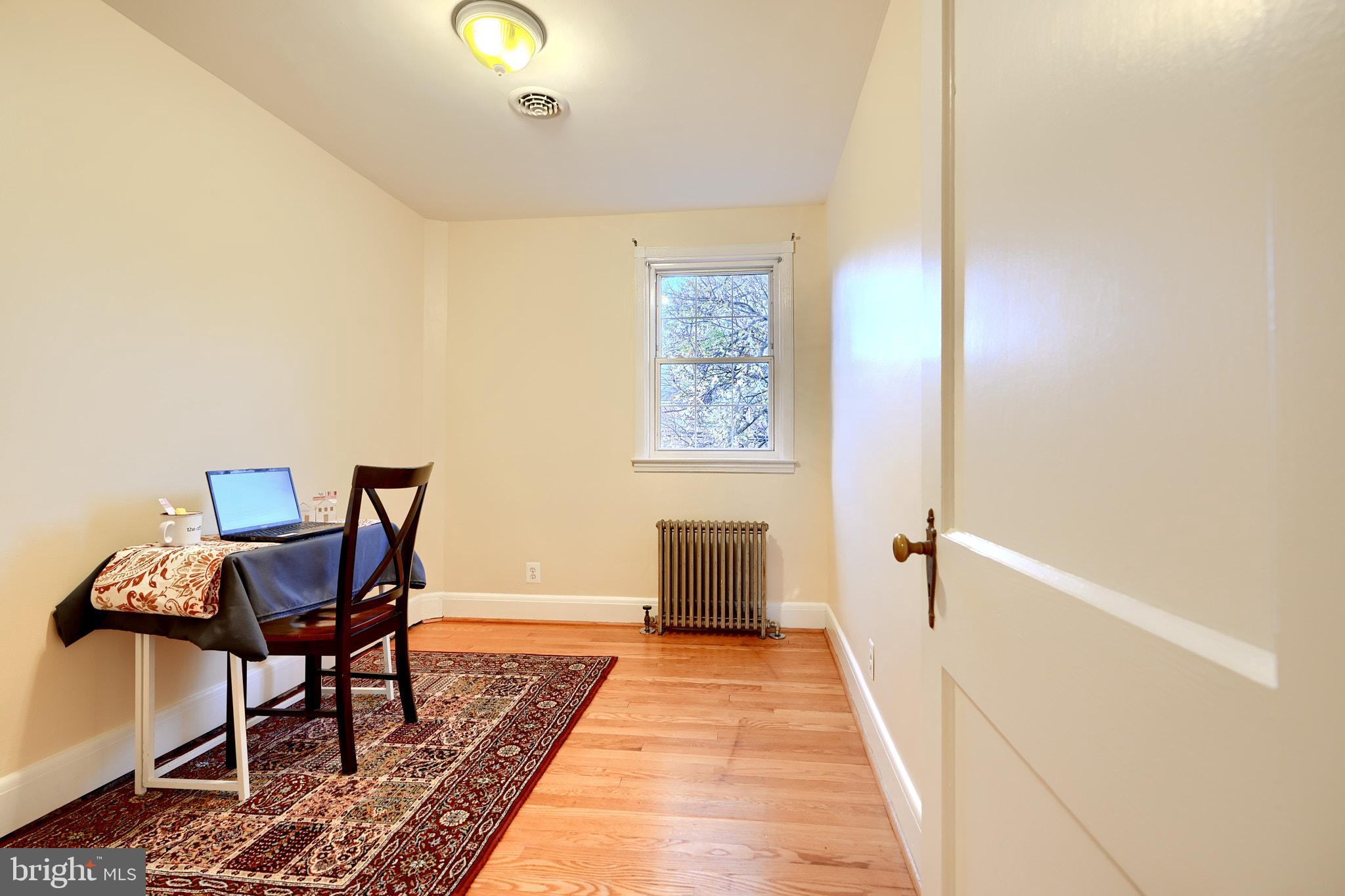 87 Murdock Road Baltimore, MD 21212 - Photo 27 of 48 Bedroom 3- perfect home office!