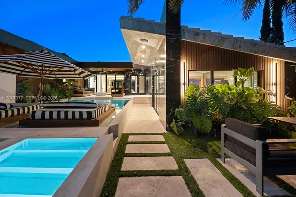 $5,600,000 | 5750 La Gorce Drive, Miami Beach, FL 33140