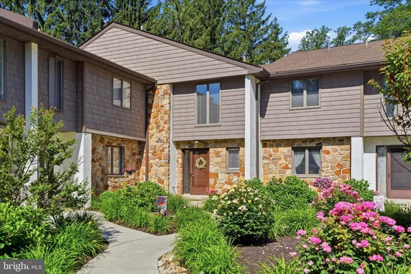 $489,000 | 11 Eagleview Drive, Unit 11, Newtown Square, PA 19073