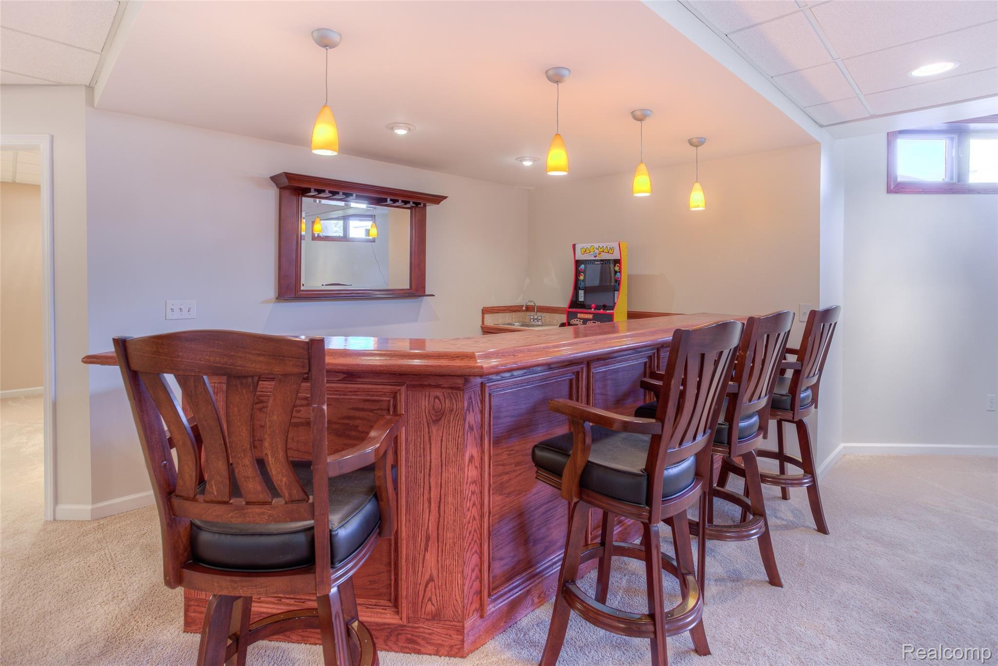 702 Panorama Drive Rochester, MI 48306 - Photo 53 of 77 702 panorama interiors (32).jpg
