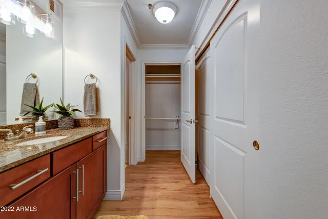 $2,100 | 2025 East Campbell Avenue, Unit 255, Phoenix, AZ 85016