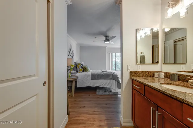 $2,100 | 2025 East Campbell Avenue, Unit 255, Phoenix, AZ 85016