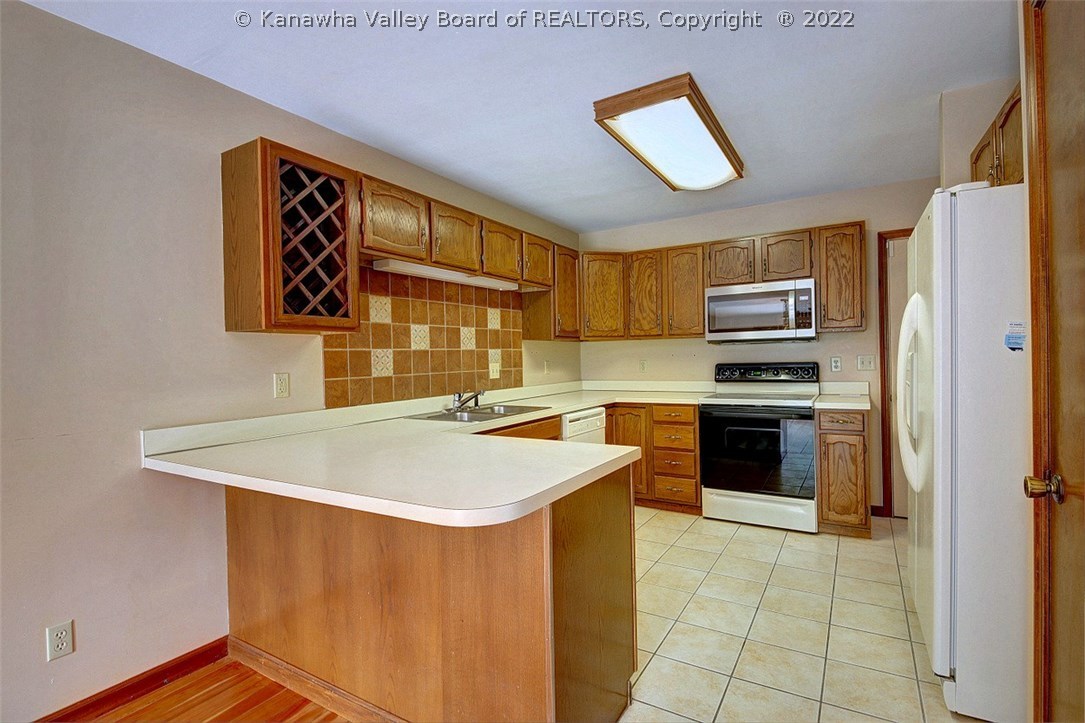 200 Flintlock Road Charleston, WV 25314 - Photo 14 of 37 Gallery Image 14