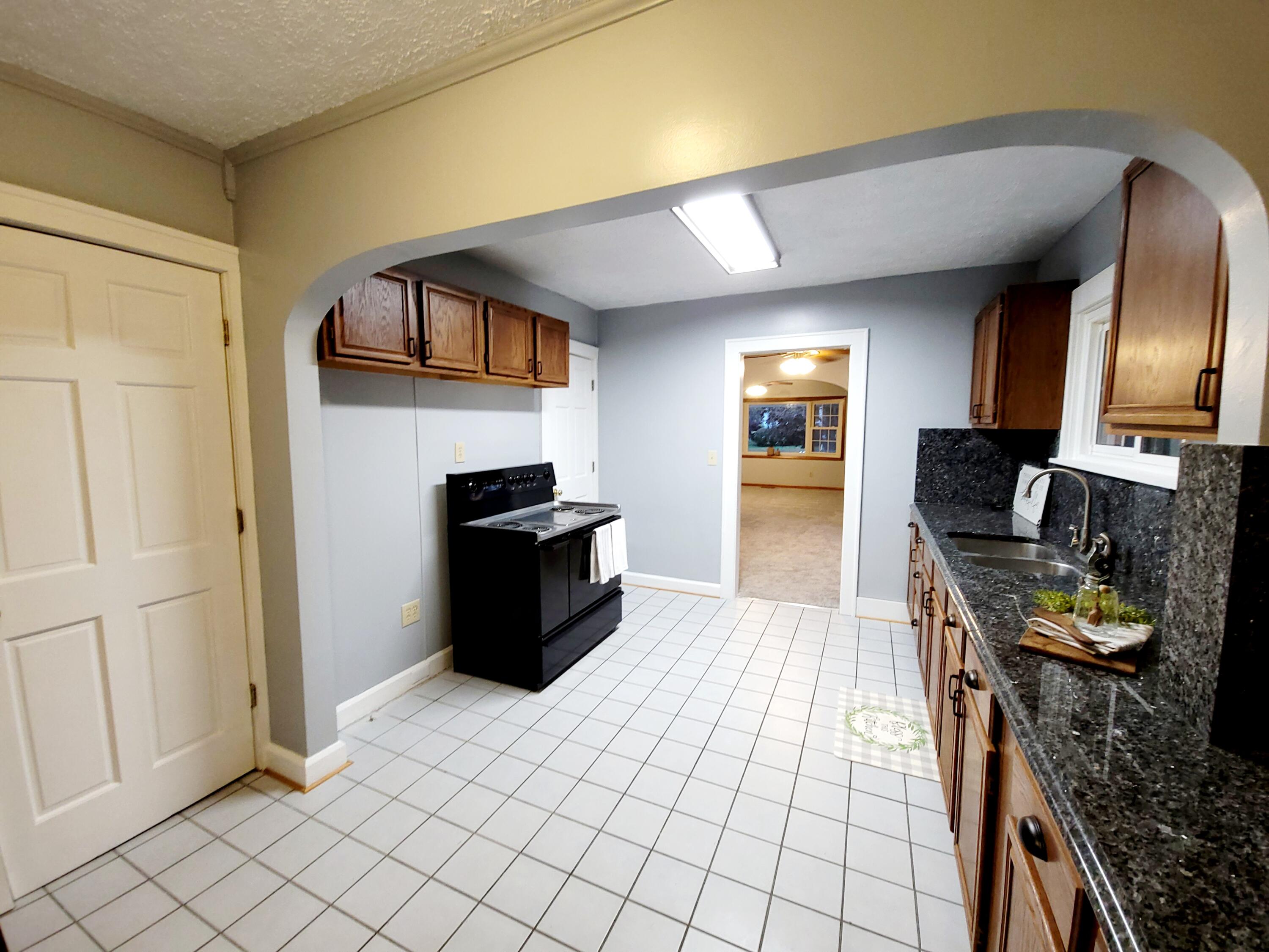 328 Bellaire Avenue Springfield, OH 45503 - Photo 19 of 37