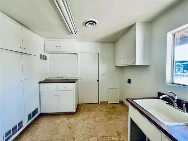 $3,300 | 34306 7th Standard Road, Bakersfield, CA 93314