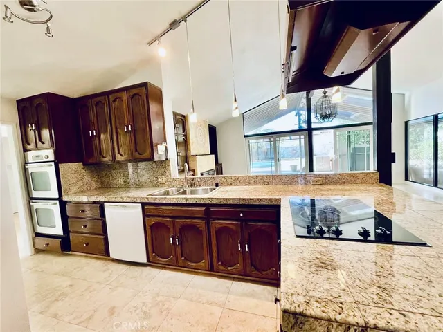 $3,300 | 34306 7th Standard Road, Bakersfield, CA 93314