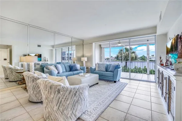 $12,000 | 9380 Gulf Shore Drive, Unit 102, Naples, FL 34108