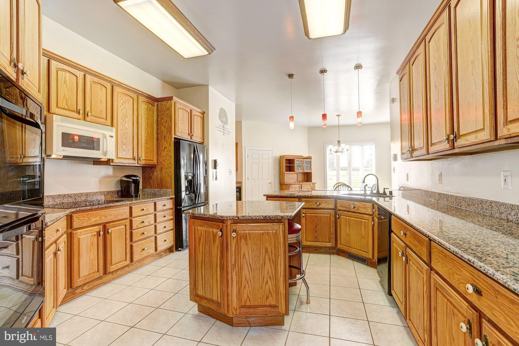 3477 Shiloh Road Hampstead, MD 21074 - Photo 13 of 58 Eat-In Kitchen
