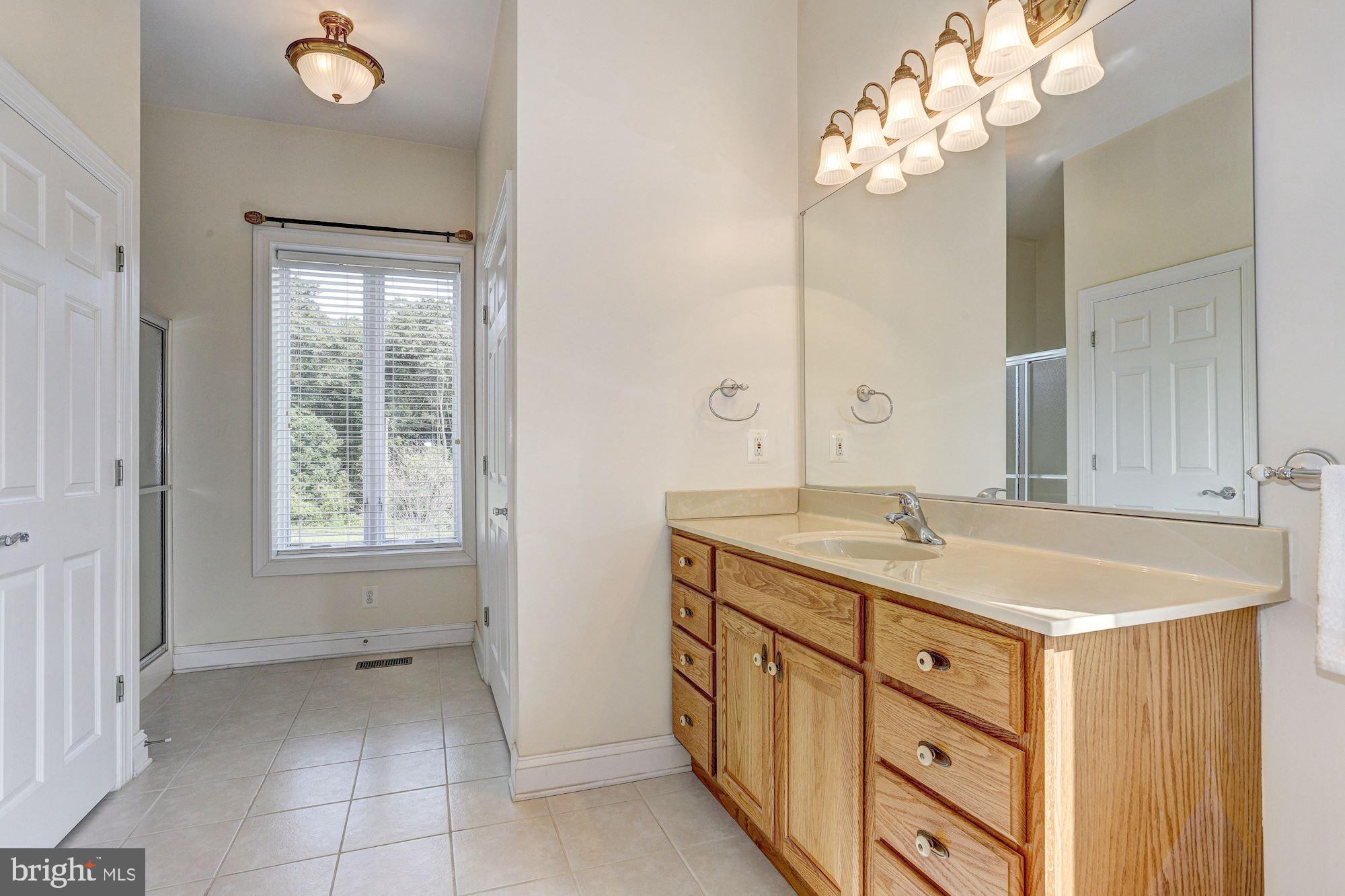 3477 Shiloh Road Hampstead, MD 21074 - Photo 26 of 58 Primary Full Bath