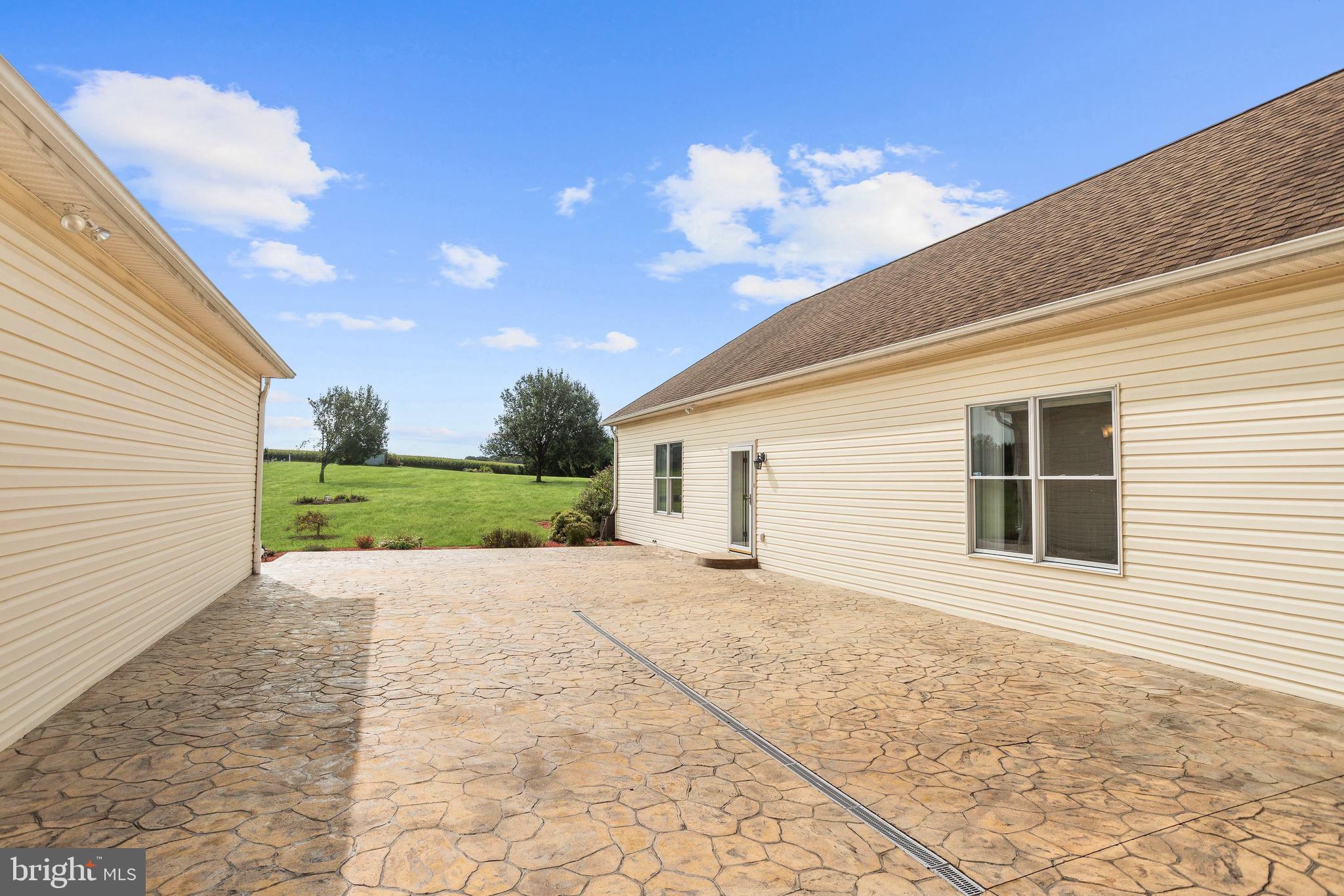 3477 Shiloh Road Hampstead, MD 21074 - Photo 49 of 58 Custom Patio
