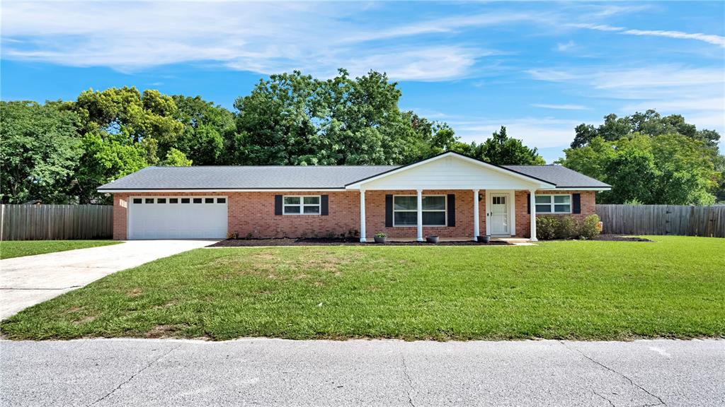 1179 Forest Hills Road Altamonte Springs, FL 32714 - Photo 2 of 32