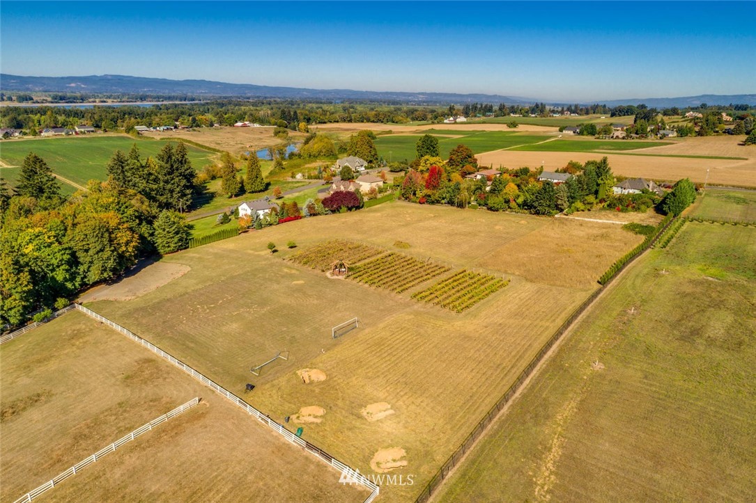 19305 Northwest 67th Avenue Ridgefield, WA 98642 - Photo 3 of 25