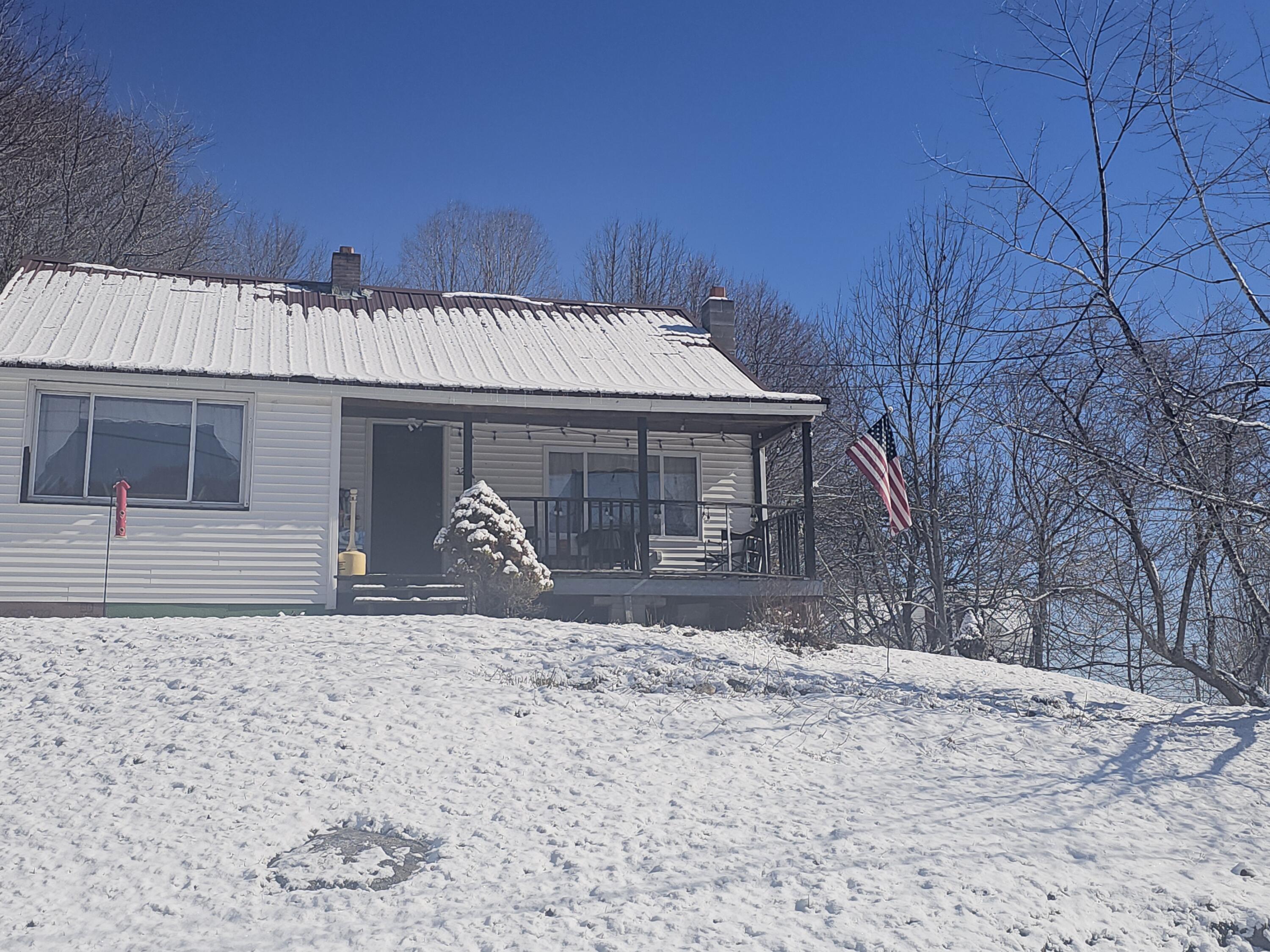 32 Front Street Sumner, ME 04292 - Photo 25 of 25 20260408_094628
