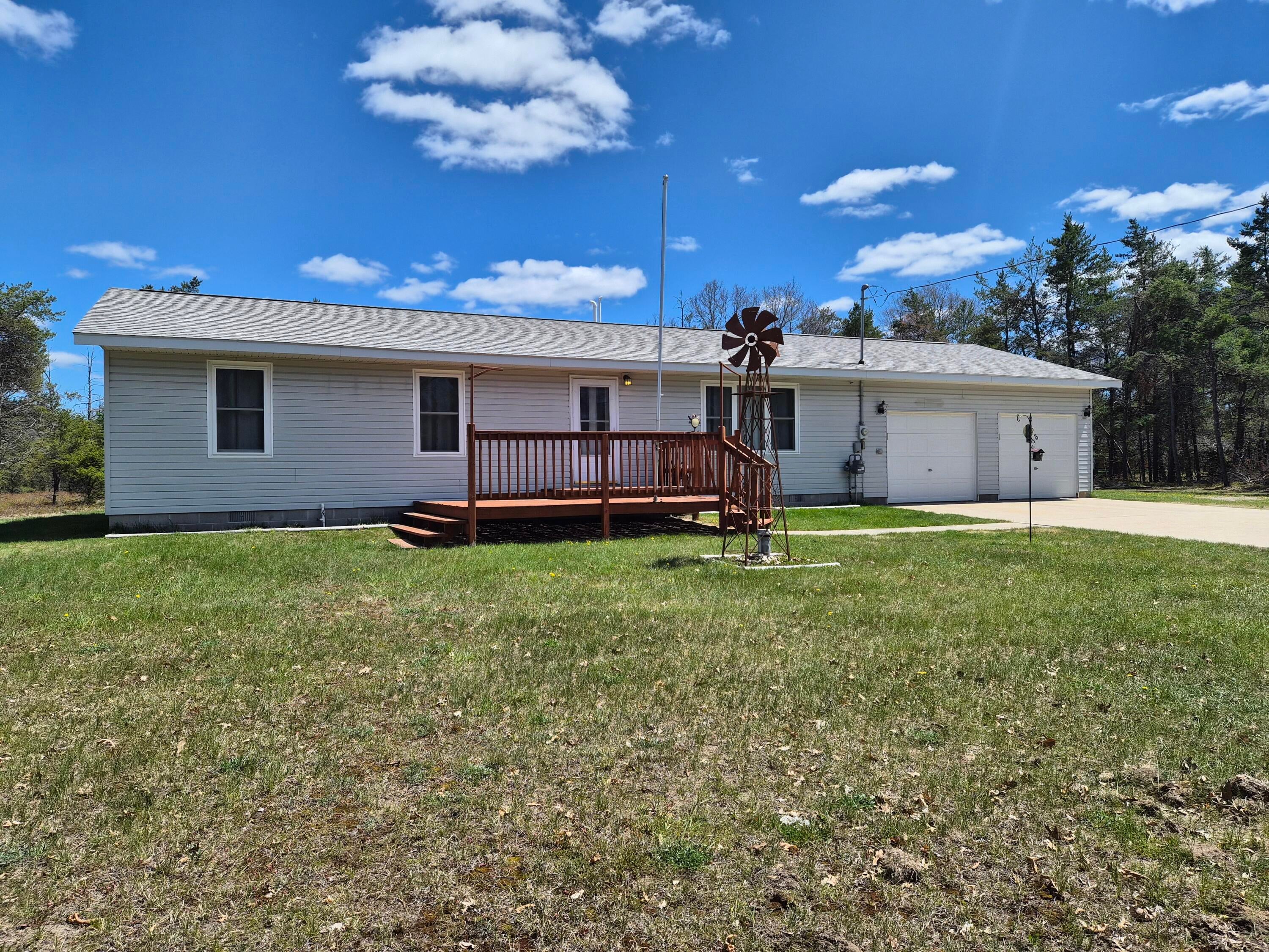 1799 South Stephan Bridge Road Grayling, MI 49738 - Photo 13 of 105 41627