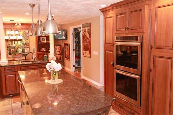 1 Rocky Road Dracut, MA 01826 - Photo 4 of 30 Gallery Image 4