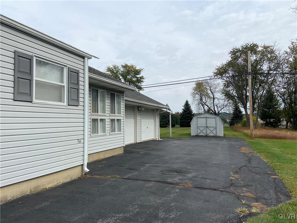 1101 Mitman Road Easton, PA 18040 - Photo 4 of 48 Gallery Image 4
