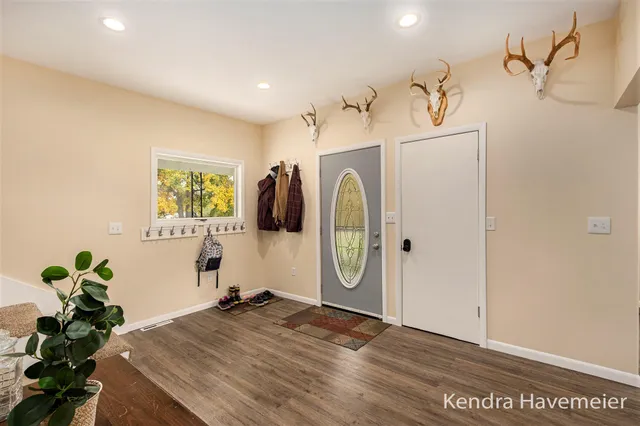 $299,900 | 12558 7 Mile Road Northeast, Belding, MI 48809