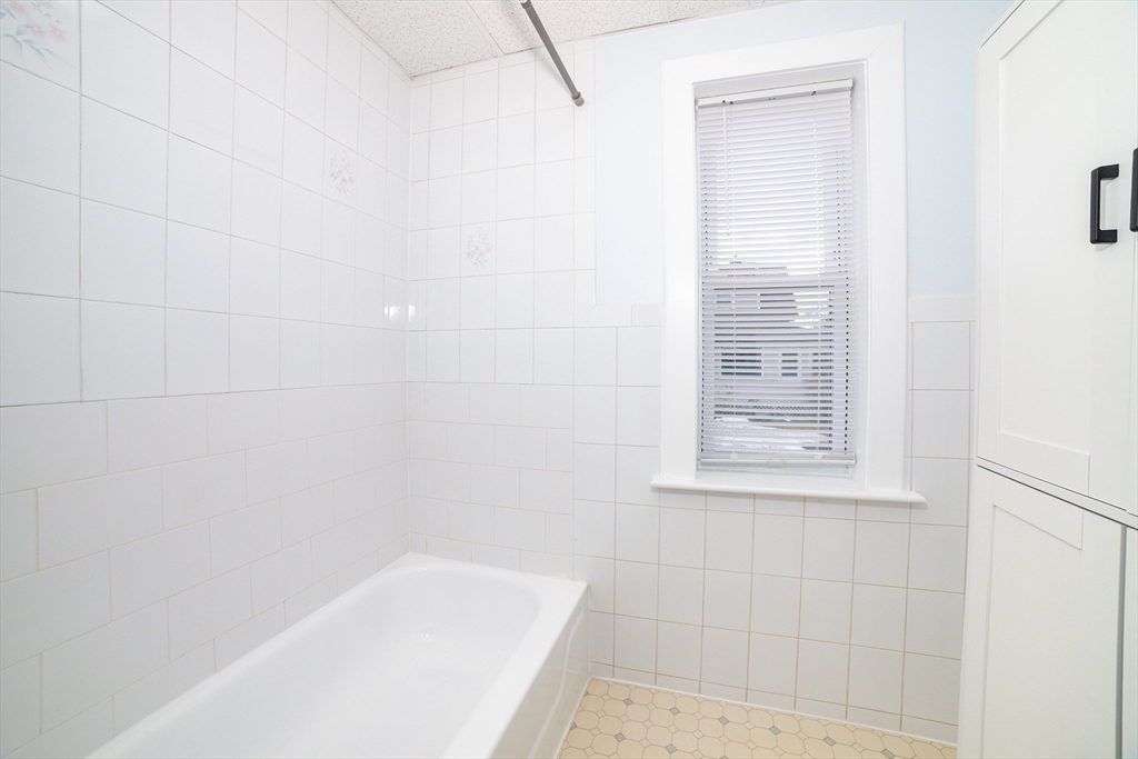 7 Ridgeland Road, Unit 1 Shrewsbury, MA 01545 - Photo 26 of 27