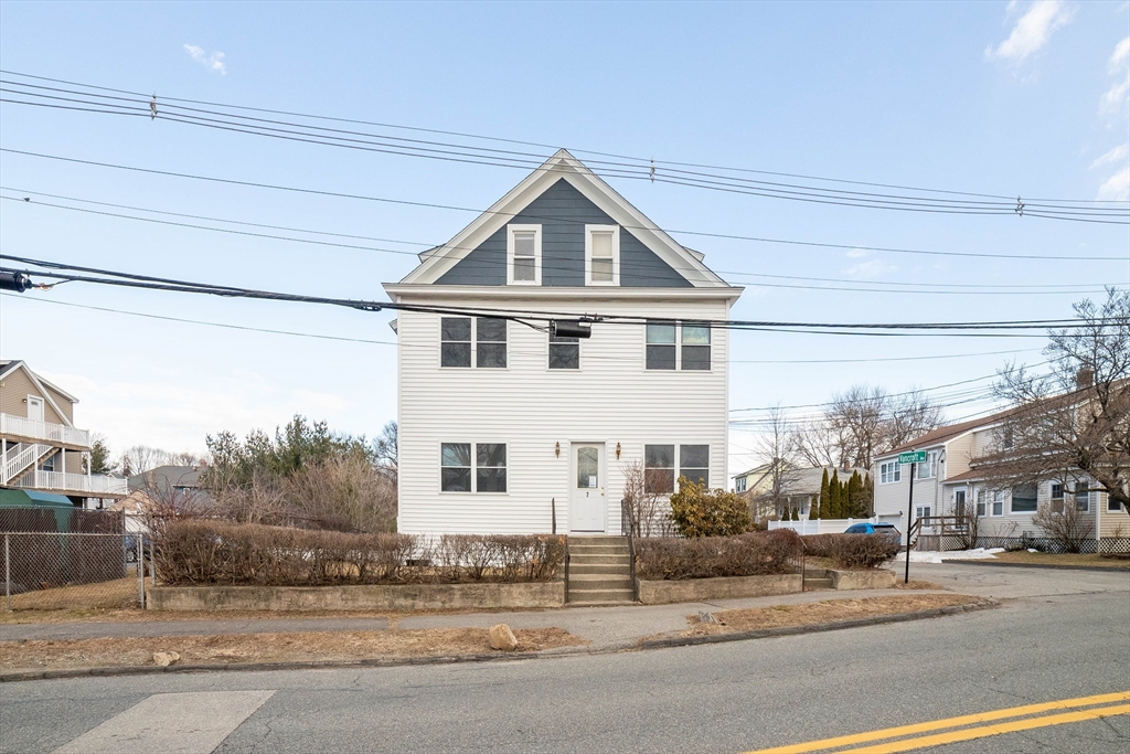 7 Ridgeland Road, Unit 1 Shrewsbury, MA 01545 - Photo 3 of 27