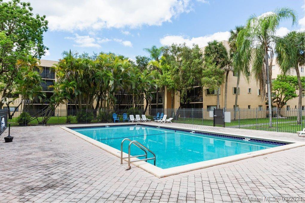 8420 Southwest 133rd Avenue Road, Unit 420 Miami, FL 33183 - Photo 2 of 22