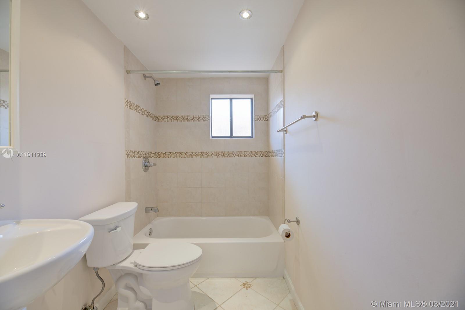 8420 Southwest 133rd Avenue Road, Unit 420 Miami, FL 33183 - Photo 16 of 22