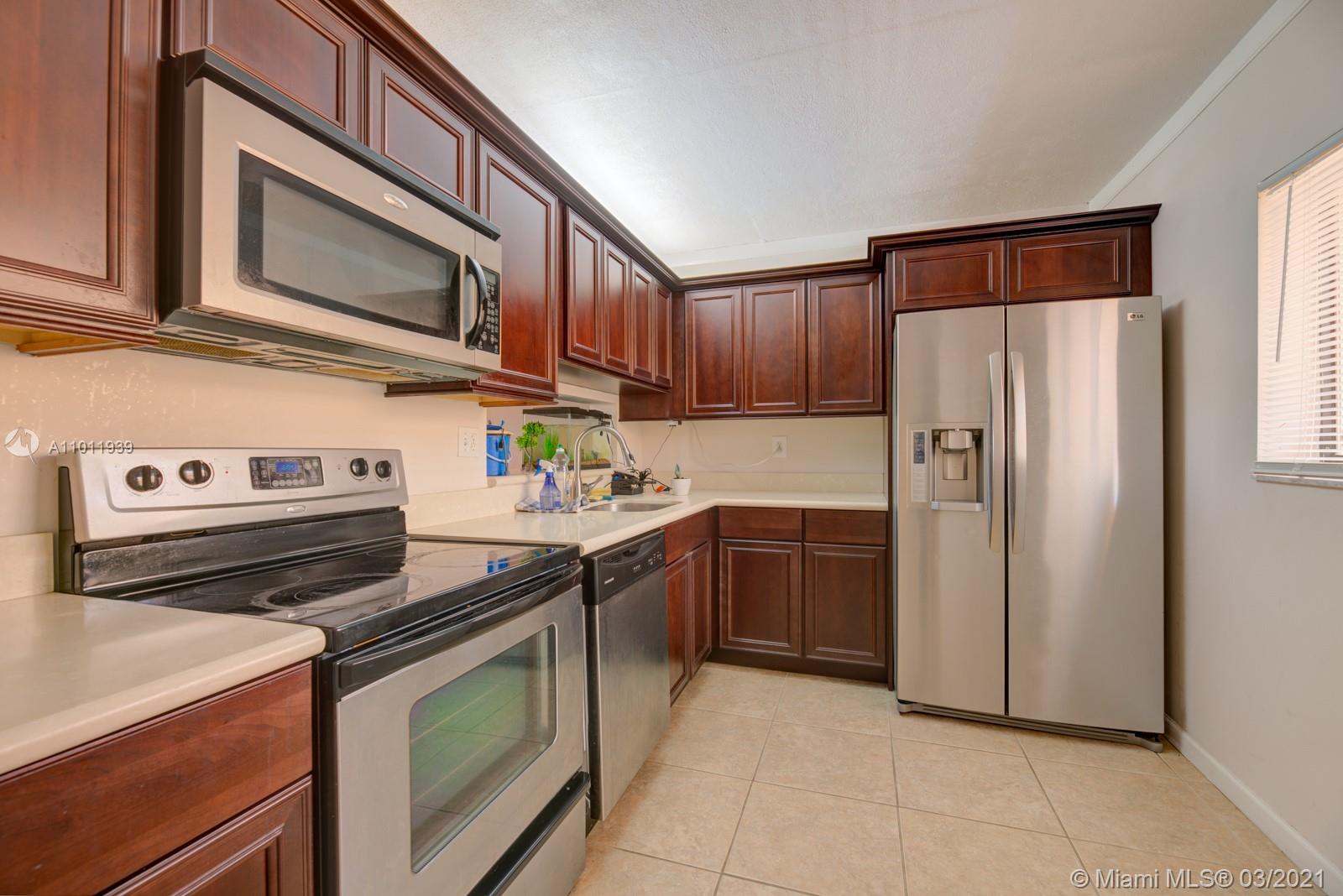 8420 Southwest 133rd Avenue Road, Unit 420 Miami, FL 33183 - Photo 3 of 22