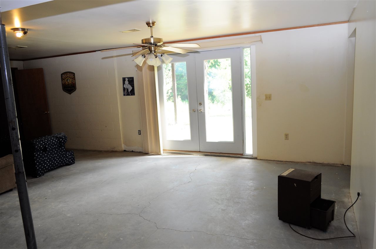 7500 Johnson Road Flushing, MI 48433 - Photo 15 of 42