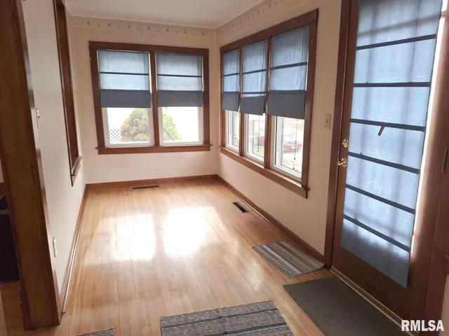 $105,000 | 471 North 7th Avenue, Canton, IL 61520