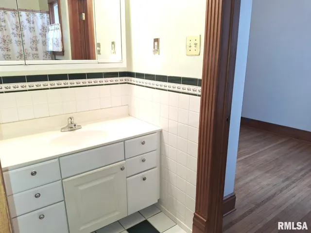 $105,000 | 471 North 7th Avenue, Canton, IL 61520