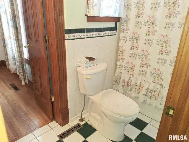 $105,000 | 471 North 7th Avenue, Canton, IL 61520