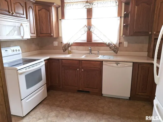 $105,000 | 471 North 7th Avenue, Canton, IL 61520