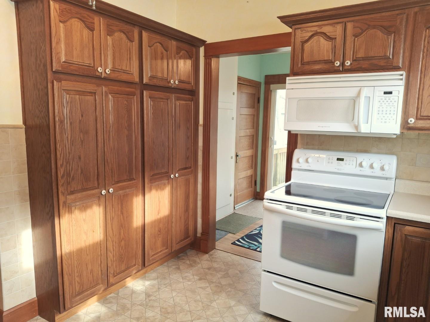 471 North 7th Avenue Canton, IL 61520 - Photo 25 of 47