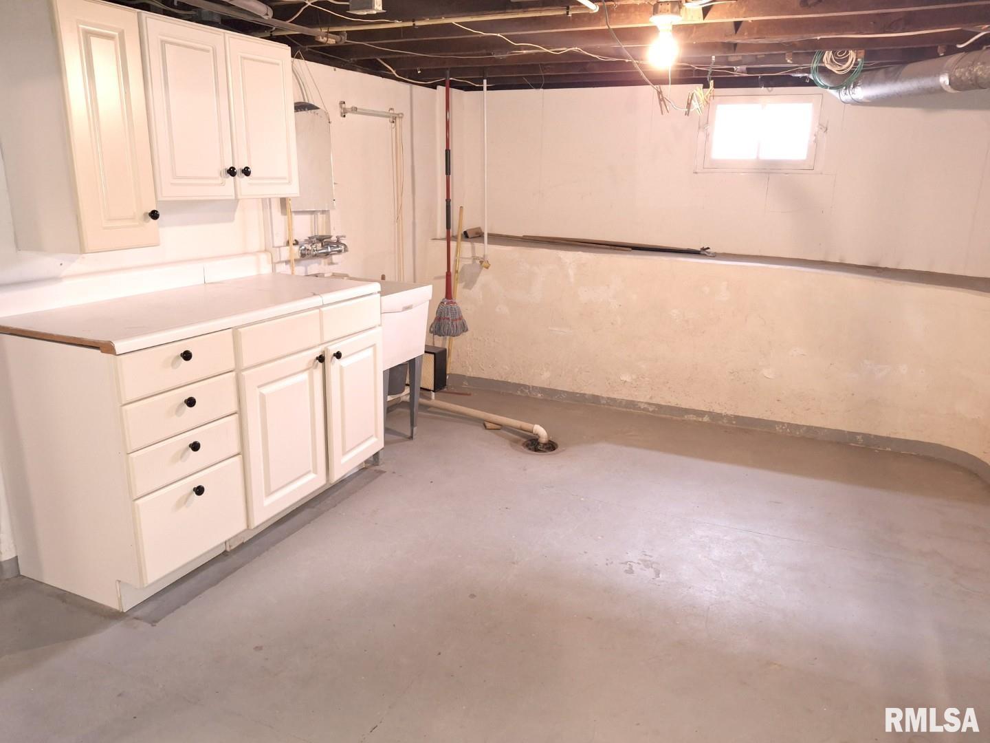 471 North 7th Avenue Canton, IL 61520 - Photo 35 of 47