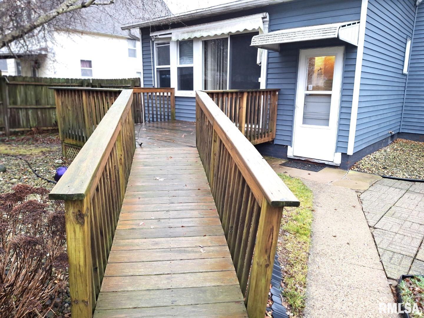 471 North 7th Avenue Canton, IL 61520 - Photo 41 of 47